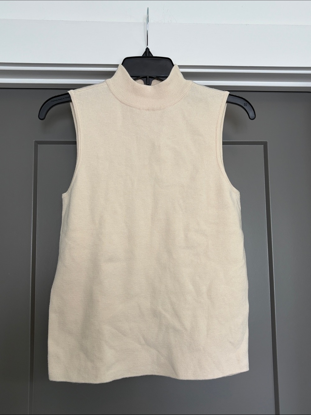 NWT Marled Cream Ribbed Mock Neck Sweater Tank